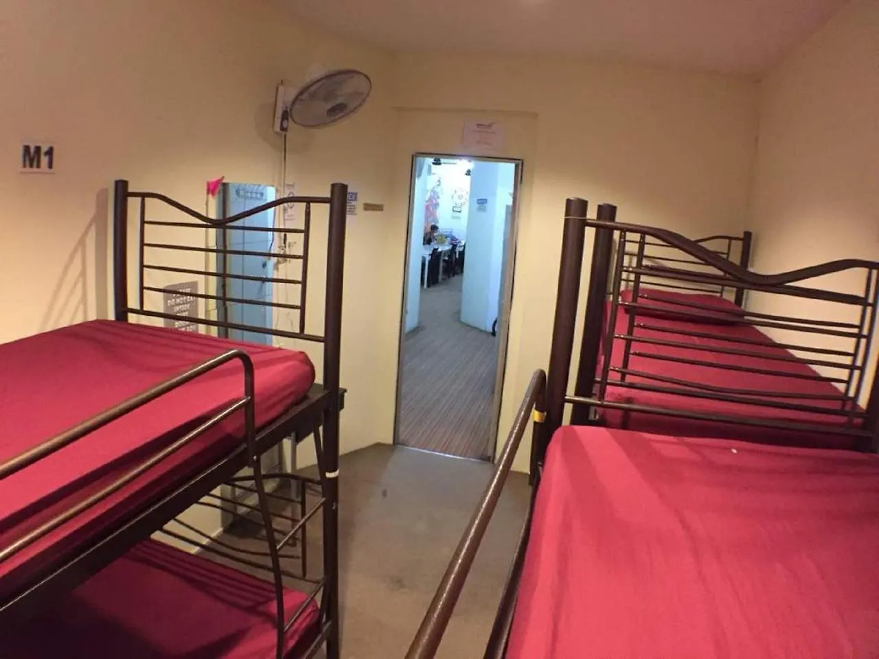 Submarine Guest House China Town Kuala Lumpur Hostel